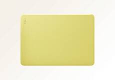 Накладка Uniq Lyden Versa для Macbook Neo 13 (2026) (Желтая)