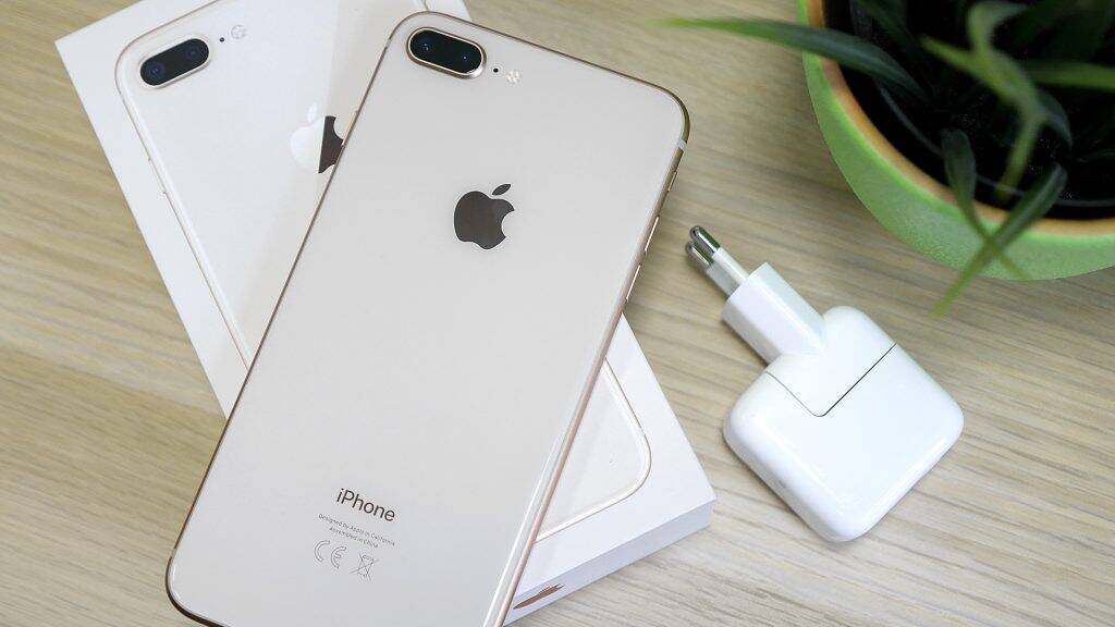 iPhone 8, iPhone 8 Plus, телефон